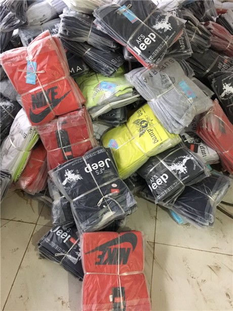 北京尾貨大庫 全國低價外貿尾貨服裝與二手鞋帽箱包批發(fā)零售指南